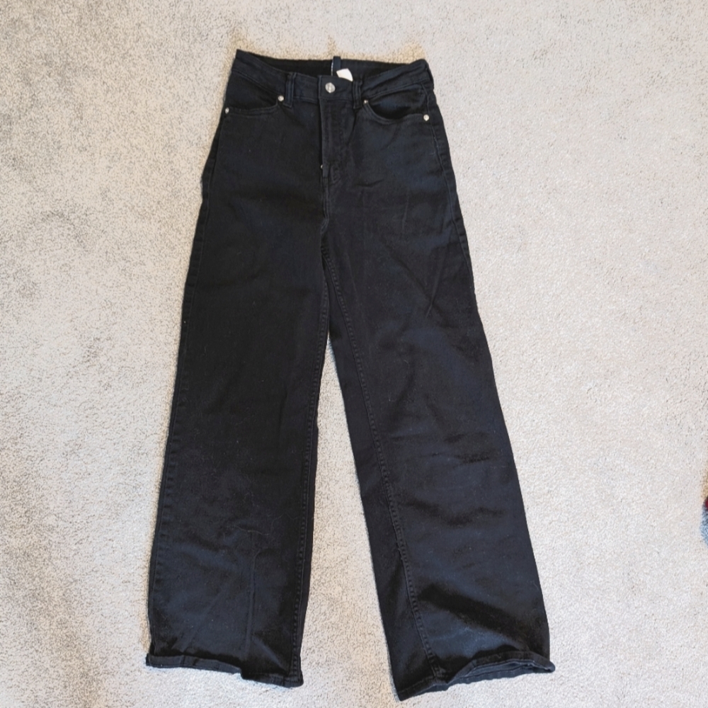 Divided Black Wide Leg Jeans